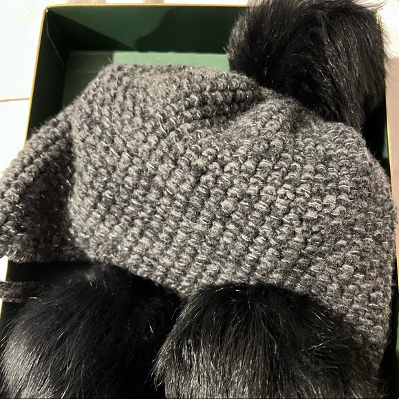 UGG TRI POM 100% CASHMERE CHARCOAL HEATHER HAT - Picture 9 of 11